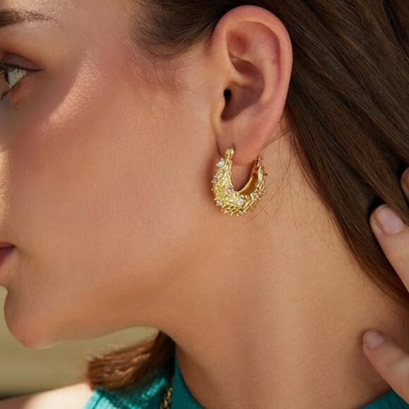 Lightweight cult gaia 14k Gold plated Earrings Elegant Chunky Hoops - Picture 4 of 6